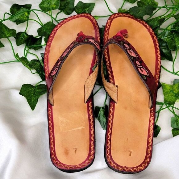 Handmade Leather Flip Flops. Absolutely Beautiful. Like New - Picture 4 of 7